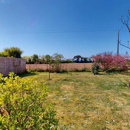 Ecrin Des Chaumes بيت للعطل *